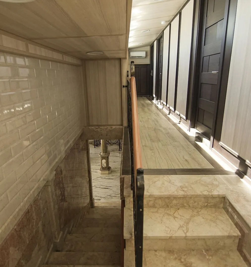 Hotel Juralis Tbilisi 2*,