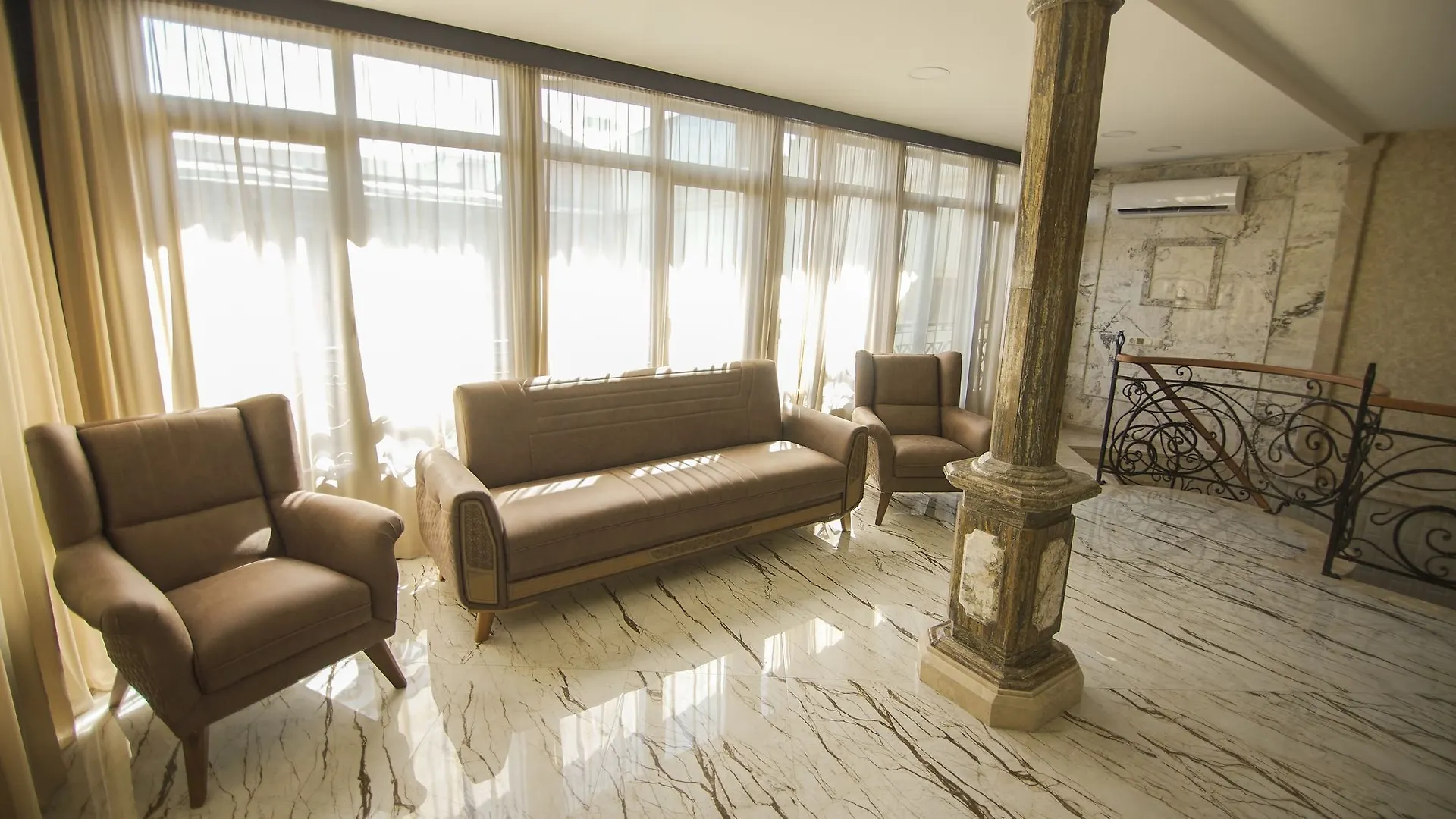 Hotel Juralis Tbilisi 2*,  Georgië